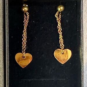 Dangle annex style gold heart earrings